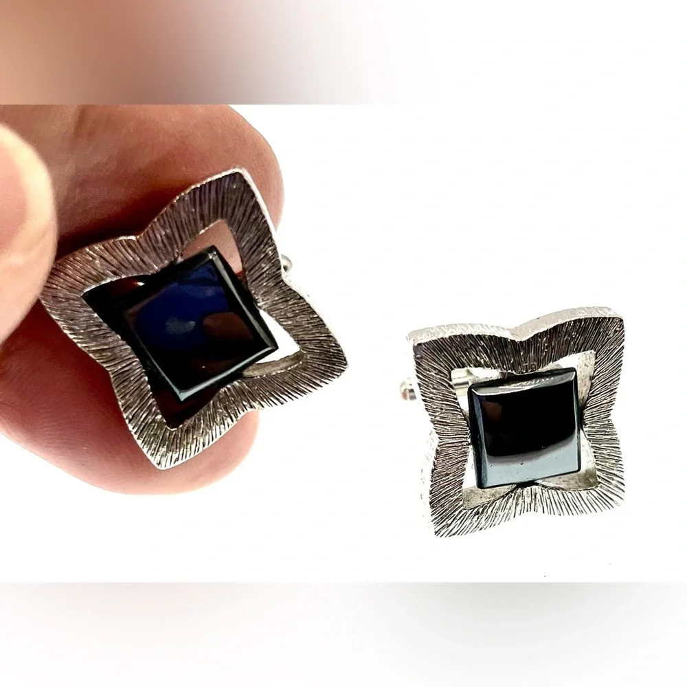 3 got $30 Vintage Textured Silver Tone Cufflinks Shiny Black Center Gem